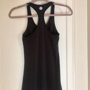 Basic, black Pure Barre tank